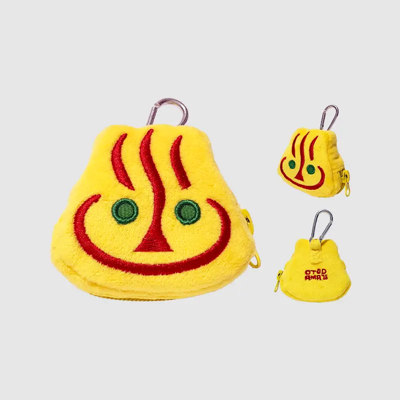 ぬいぐるみポーチ